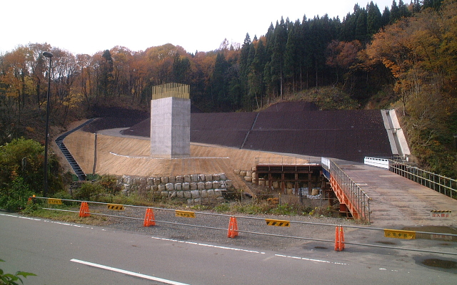 鷹ノ巣道路沼地区改良その3工事（国土交通省：平成30年）